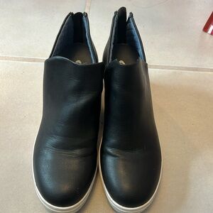 Dr. Scholls- Black Pleather Wedge Sneakers